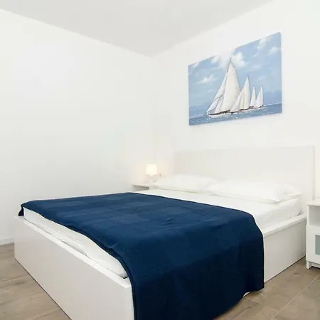 M&d * Split
